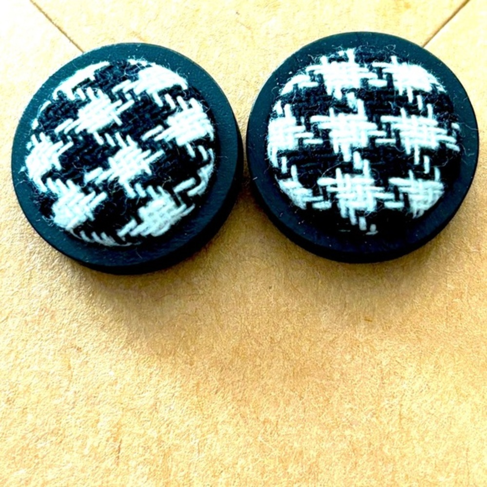 Handmade Chunky Retro Houndstooth Fabric Button Wood Stud Earrings, 20mm, unworn